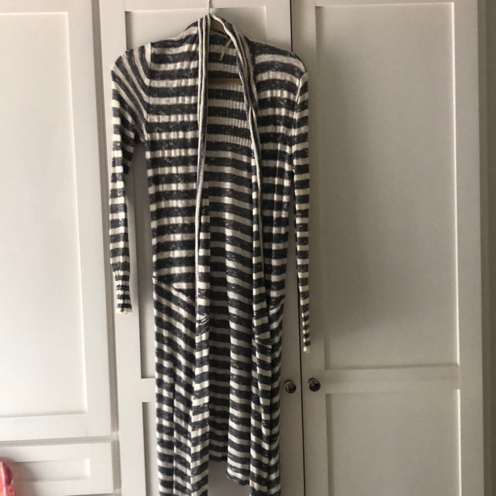 Free people light weight, long sweater